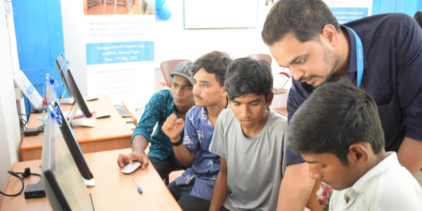 Volunteering session on “Computer Basics, Notepad and MS office” ZPHS Ganesh nagar
