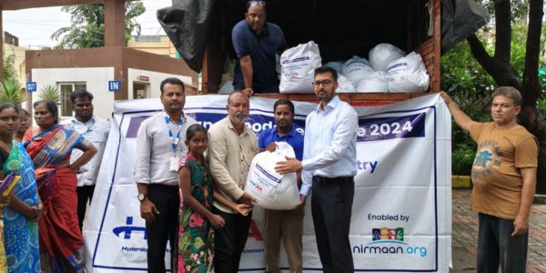 HYSEA and IT Industry Distribute 1,000 Relief Kits to Support Flood-Affected Families in Telangana’s Khammam and Mahabubabad