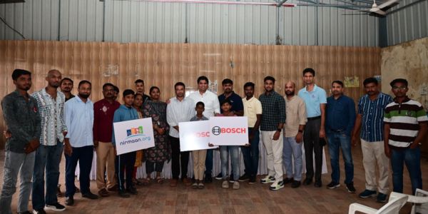 Bosch Spreads Warmth: 275 Blankets Donated to Rasoolpura Residents